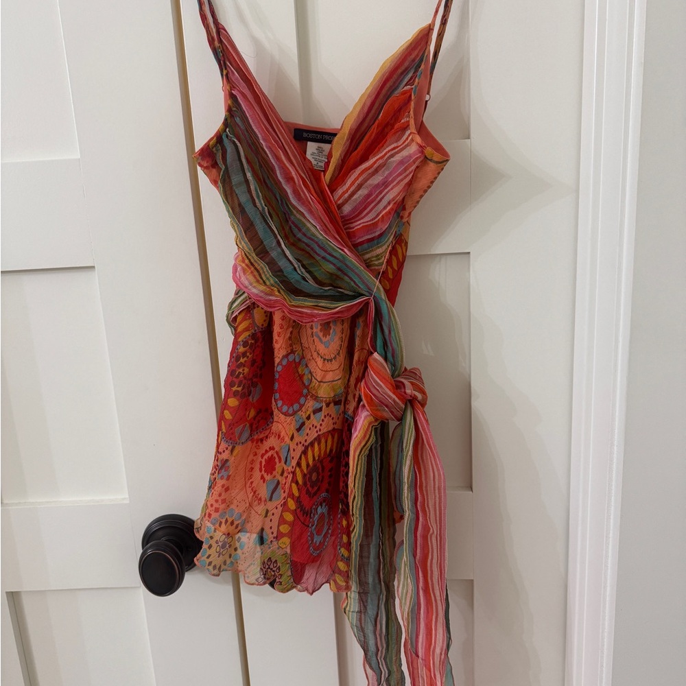 Colorful Sleeveless Crossover Shirt